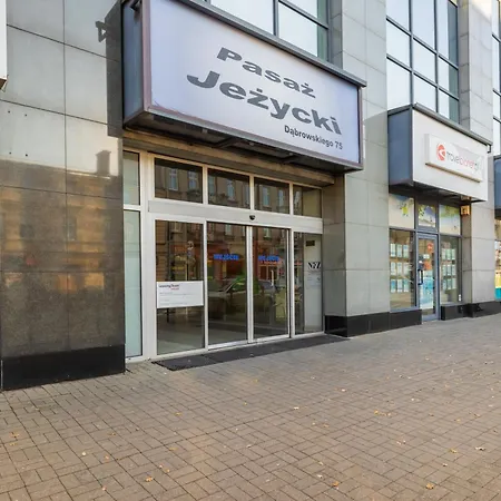 One Bedroom With Balcony In By Renters *