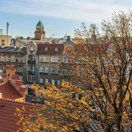 One Bedroom Apartment With Balcony In Poznan By Noclegi Renters Apartment *