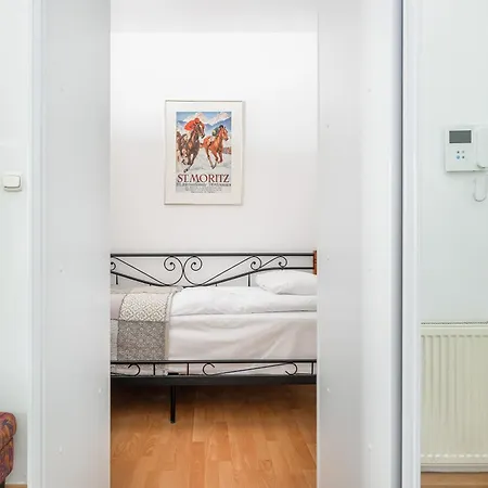 Apartment One Bedroom Apartment With Balcony In Poznan By Noclegi Renters Poznan